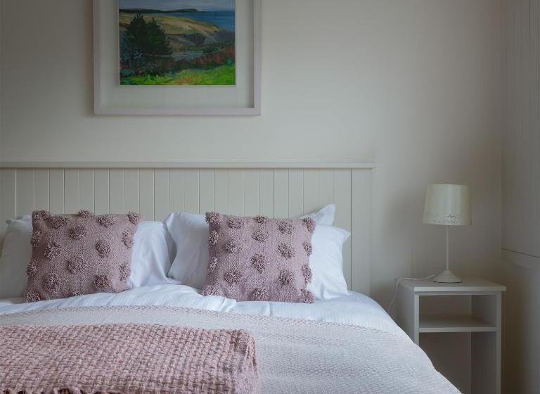 غرفة ديلوكس, The Happy Pig