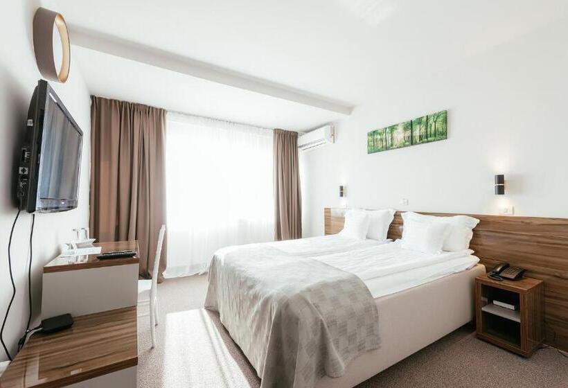 Номер Стандарт, Riviera By Queens Hotel And Resort