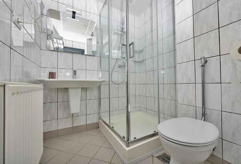 Номер Deluxe, Riviera By Queens Hotel And Resort