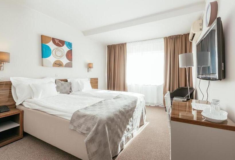 디럭스 룸, Riviera By Queens Hotel And Resort