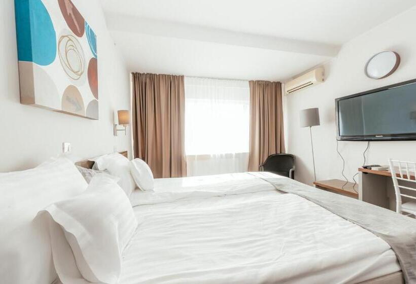 Номер Deluxe, Riviera By Queens Hotel And Resort