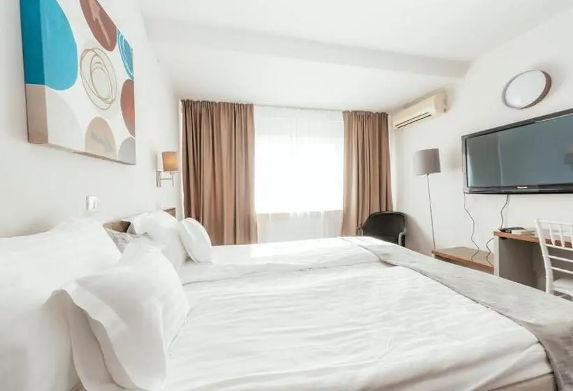 デラックスルーム, Riviera By Queens Hotel And Resort