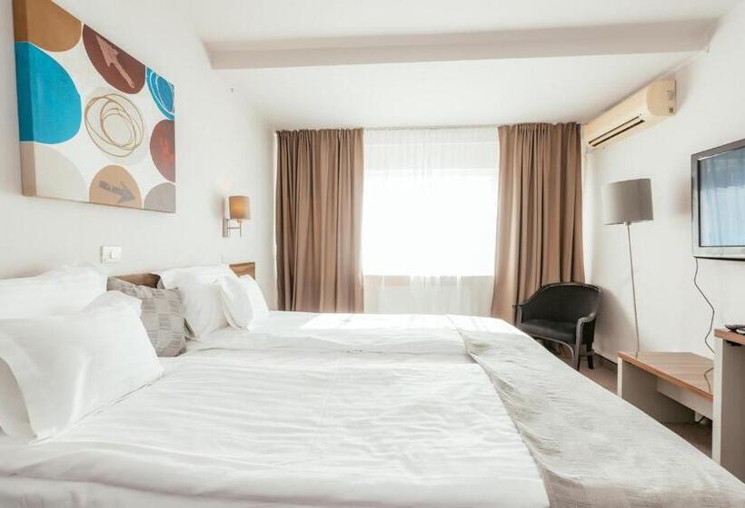 Номер Deluxe, Riviera By Queens Hotel And Resort