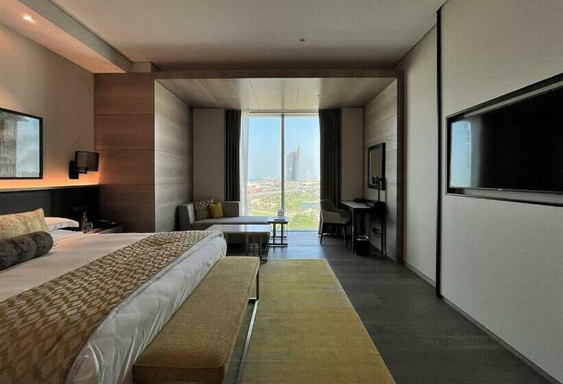 Номер Superior Кровать Кинг, Taj Jumeirah Lakes Towers