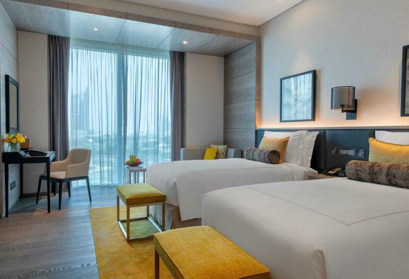 Номер Клуб, Taj Jumeirah Lakes Towers