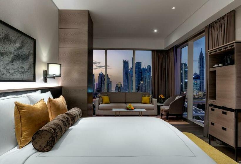 バルコニー付スイート, Taj Jumeirah Lakes Towers
