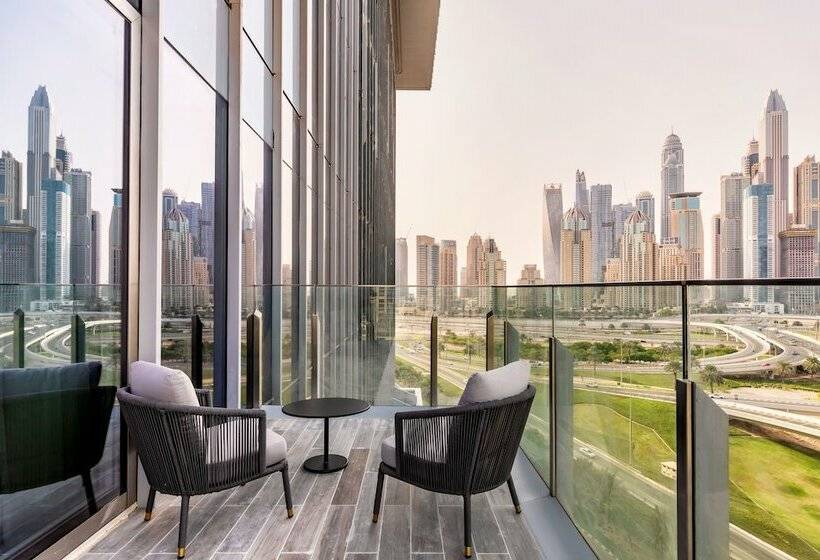バルコニー付スイート, Taj Jumeirah Lakes Towers