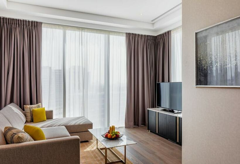 デラックススイート, Taj Jumeirah Lakes Towers