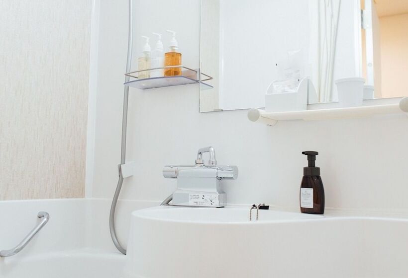 חדר סטנדרט יחיד, Webase Takamatsu