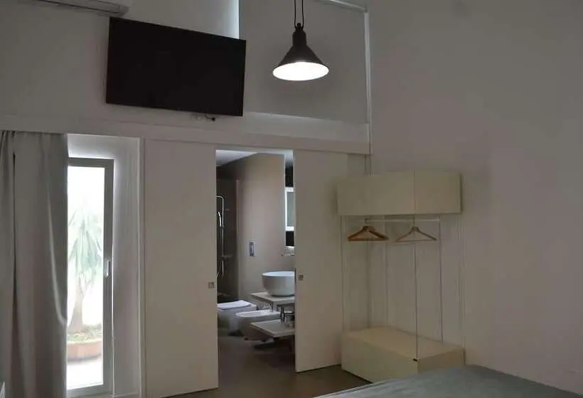 デラックスルーム, Corte Cairoli B&b And Suites