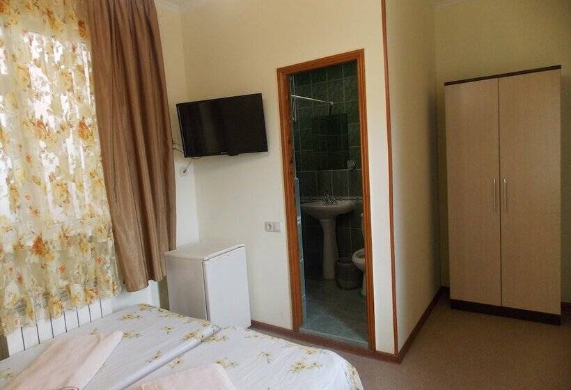 اتاق استاندارد, Anzhelika