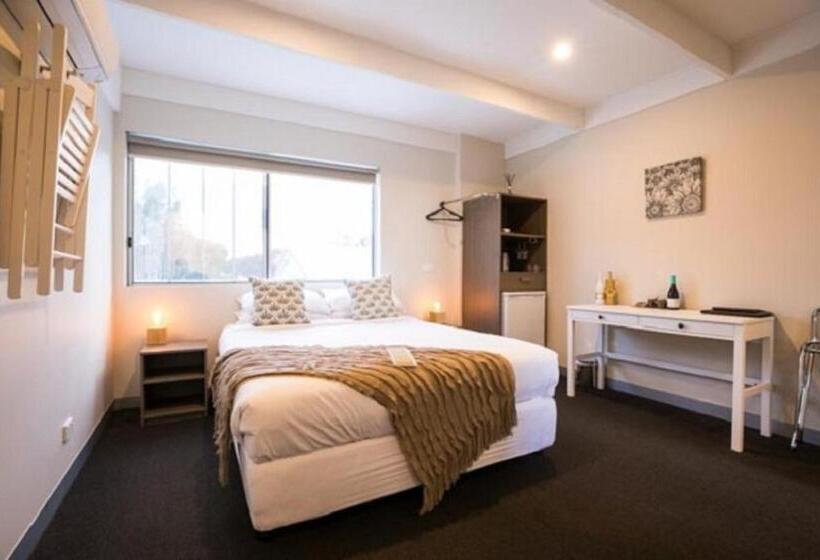 חדר דלוקס, Heathcote Inn