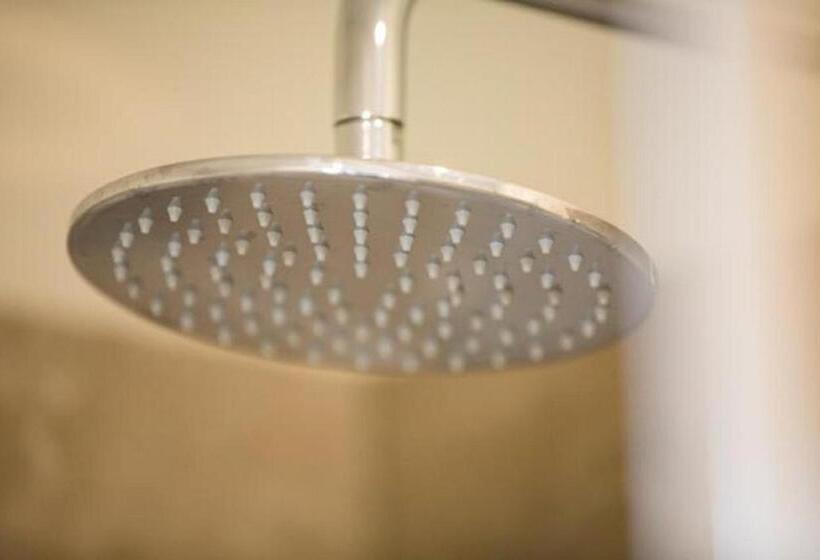 חדר דלוקס, Heathcote Inn