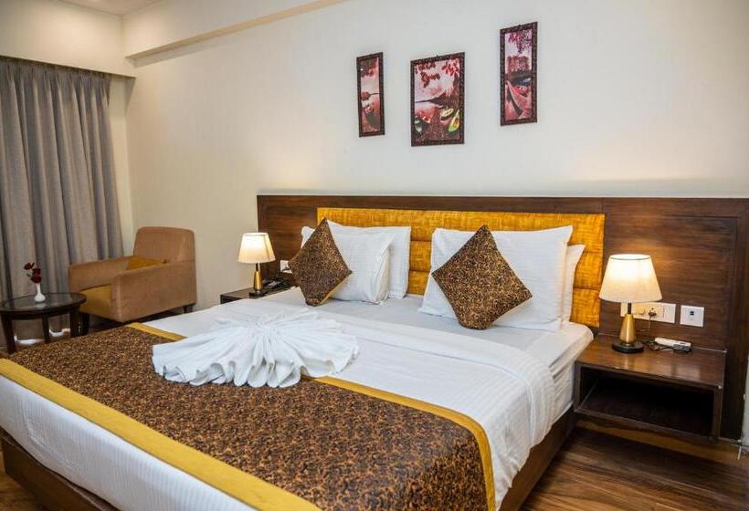 חדר דלוקס נוף בריכה, Bells Beach Resort , A Unit Of Resort De Balneaire