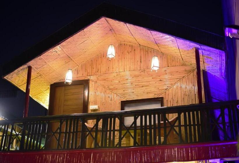 חדר סטנדרט עם מיטת קינג, Bamboo Castle