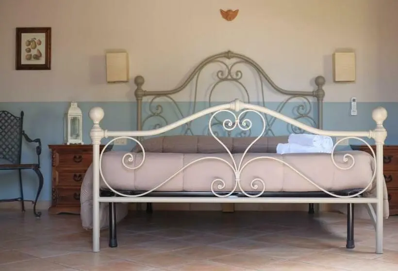 اتاق استاندارد, Agriturismo Podere Farnesiana