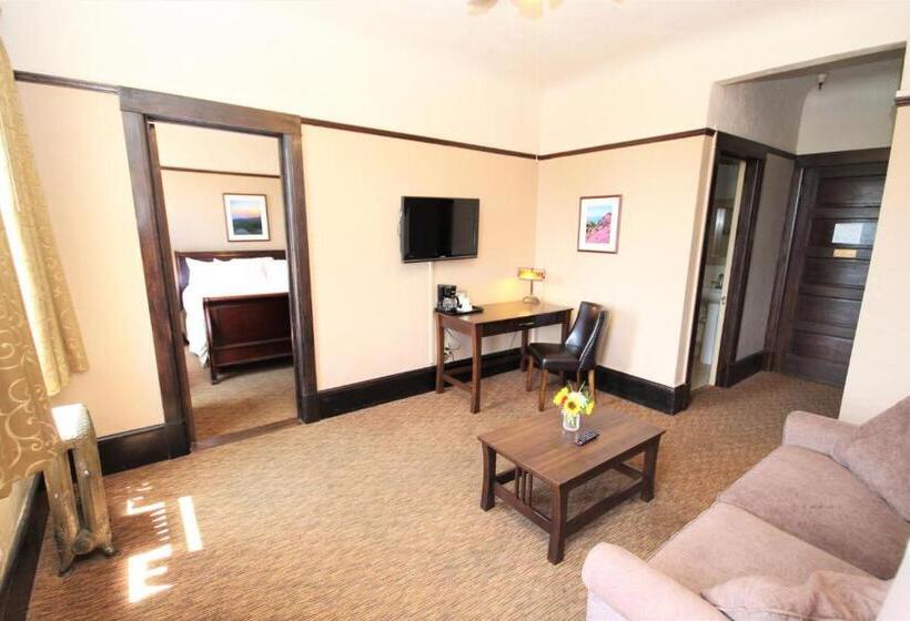 带大床的套房, Arcata