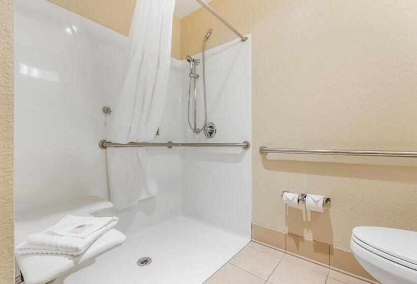 غرفة قياسية لذوى الاحتياجات الخاصة, Comfort Inn Arcata