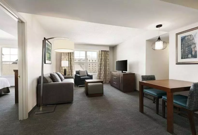 سوئیت 2 خوابه, Homewood Suites By Hilton Kansas Cityairport