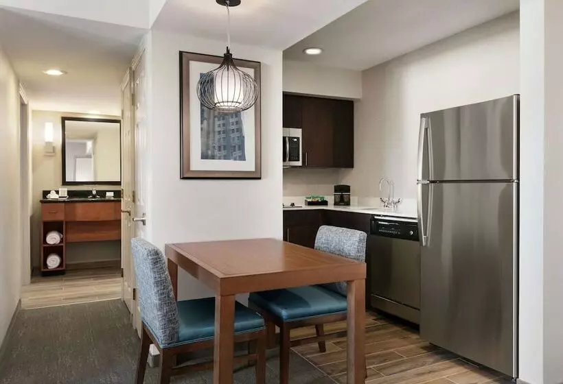سوئیت 2 خوابه, Homewood Suites By Hilton Kansas Cityairport
