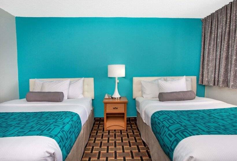 חדר סטנדרט שתי מיטות זוגיות, Howard Johnson By Wyndham Colorado Springs