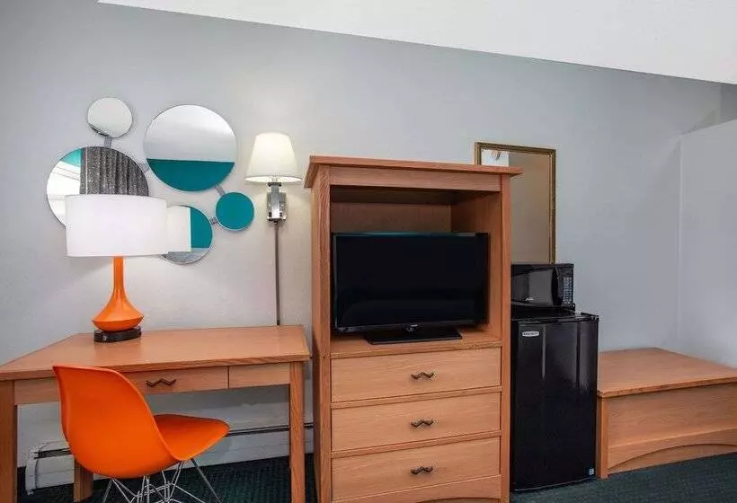 ２ダブルベッドのスタンダードルーム, Howard Johnson By Wyndham Colorado Springs