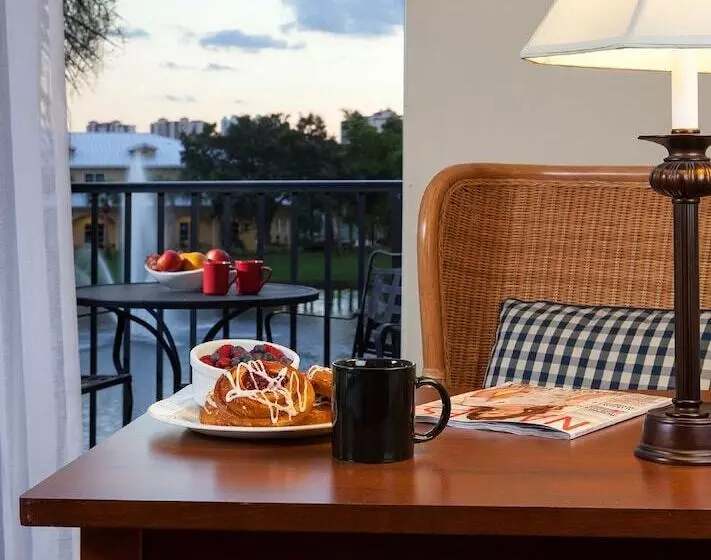Deluxe-huone Järvinäkymä, Inn At Pelican Bay