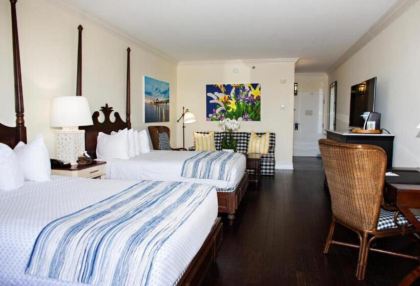 غرفة ديلوكس مطلة على البحيرة, Inn At Pelican Bay