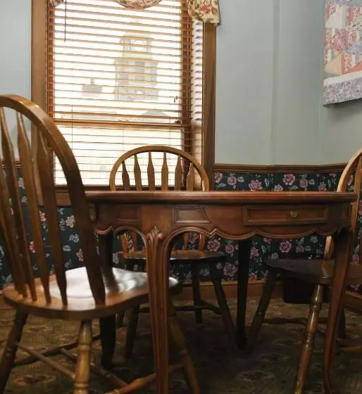 Executive-sviitti, Millersburg