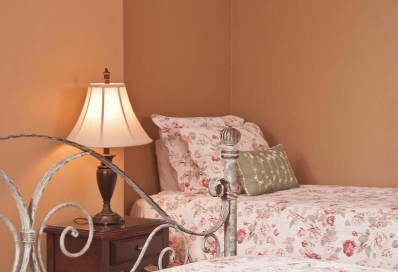 Трехместный Номер Deluxe, The Inn At Cooperstown