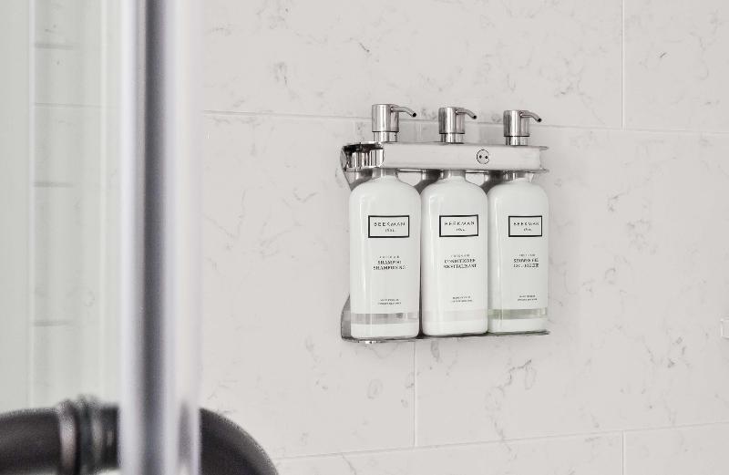 バルコニー付きスタンダードルーム, The Inn At Saratoga, Tapestry Collection By Hilton