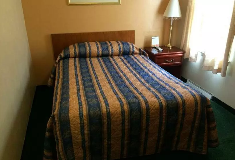 キングサイズベッドのスイートルーム, Howards Motel