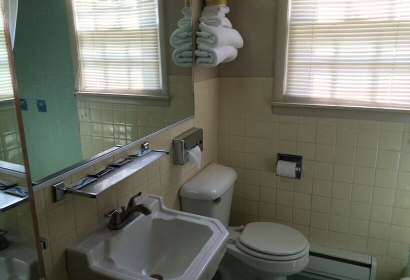 2ダブルベッドのスタンダードルーム, Howards Motel