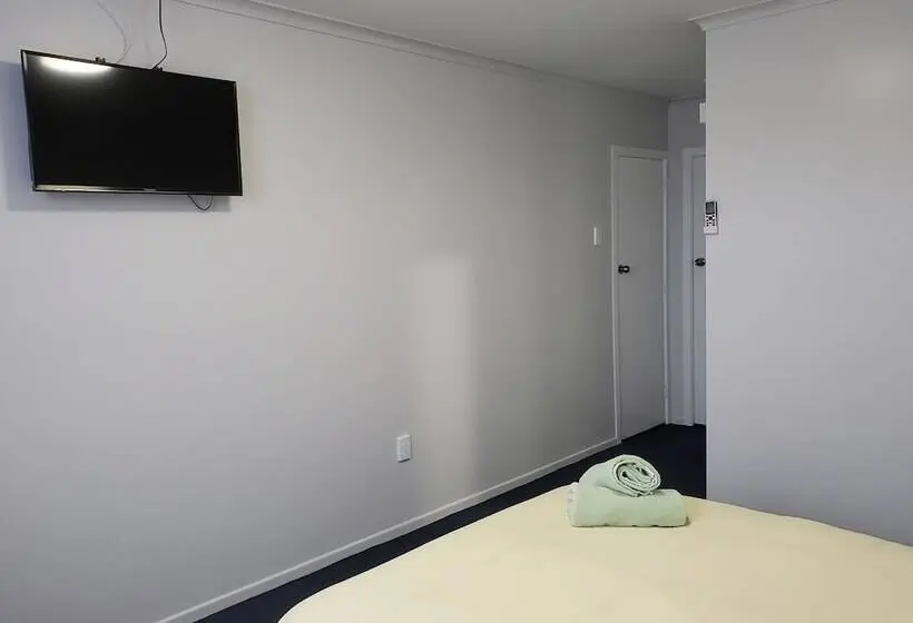 Deluxe-huone, Kawerau