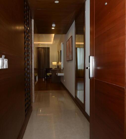 ジュニアスイート, Viraj Sarovar Portico Jammu