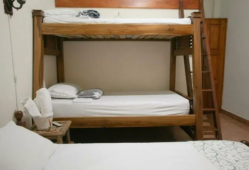 スイート（家族用）, Candileja Hostel