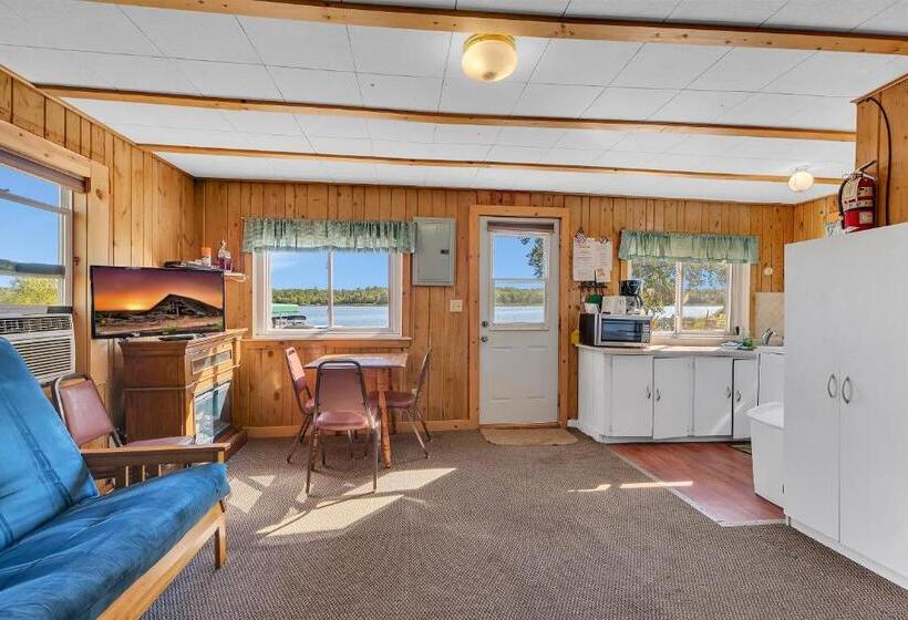 منزل غرفتين نوم, Blue Moon Resort & Motel