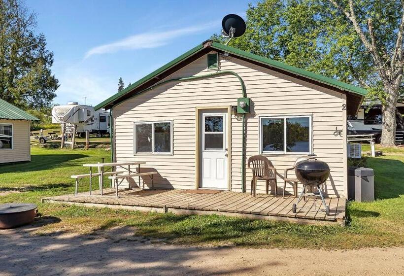 منزل غرفتين نوم, Blue Moon Resort & Motel