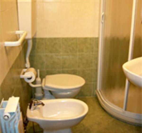 标准间, Albergo Montenerone