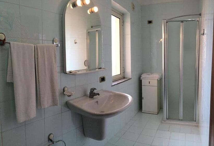 Номер Стандарт, Re Di Cuori