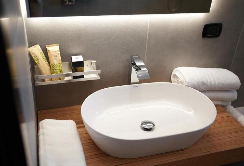 Полулюкс, Re Di Cuori