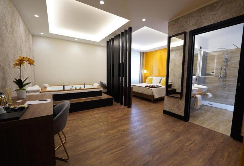 Люкс с гидромассажем, Re Di Cuori