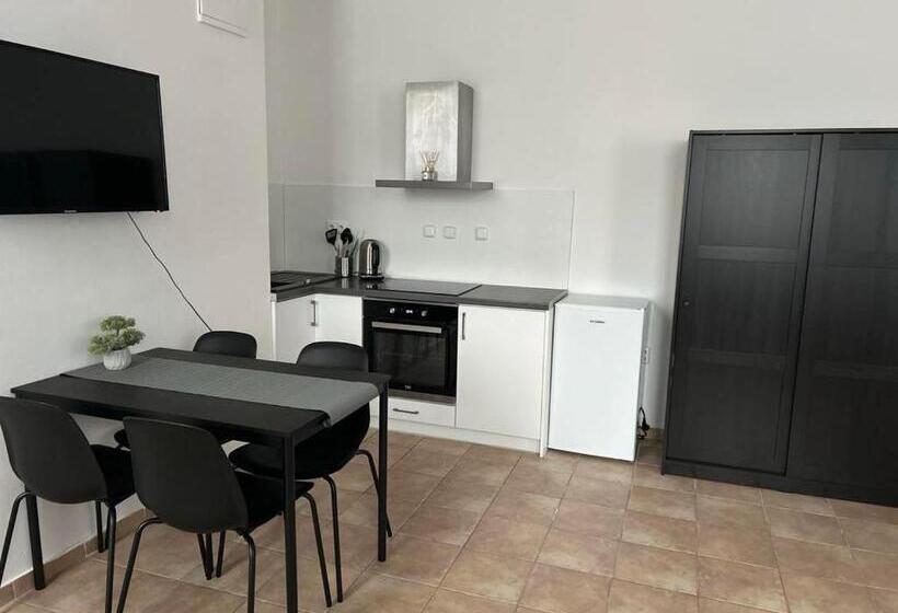 Huoneisto 1 Makuuhuone, Vincent