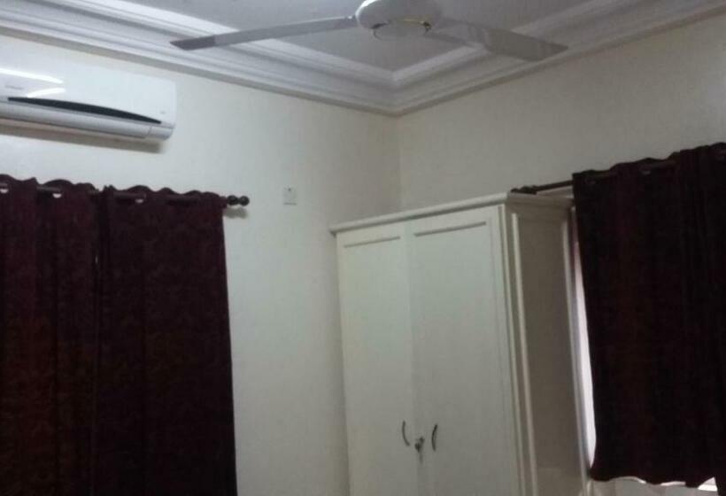 اتاق استاندارد یک نفره, Woodpecker Resort