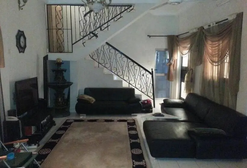 اتاق لوکس خانوادگی, Woodpecker Resort