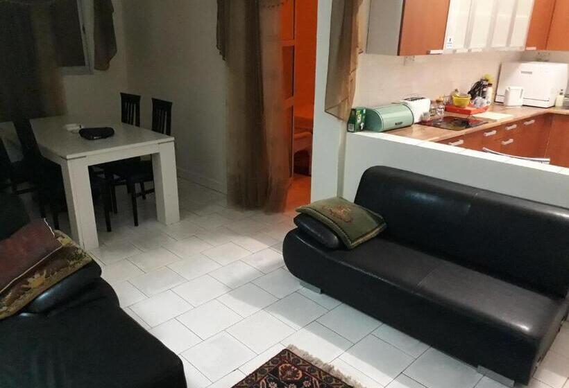 اتاق لوکس خانوادگی, Woodpecker Resort