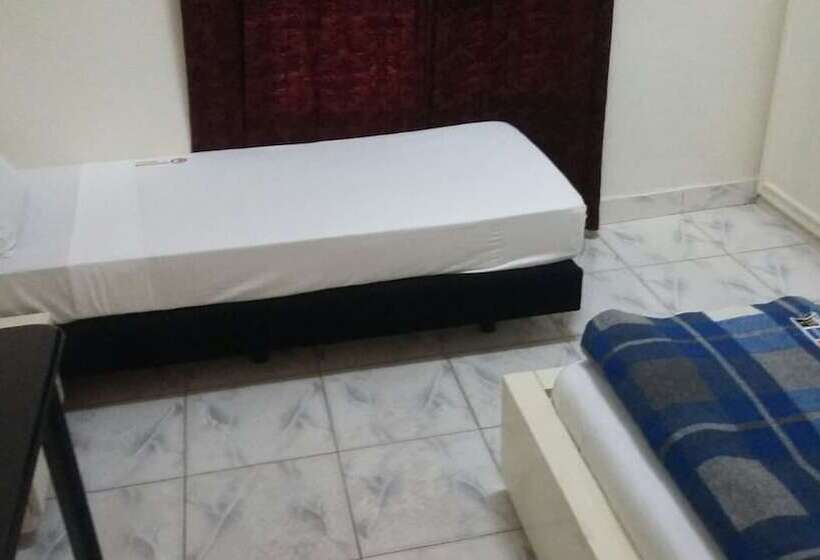 اتاق استاندارد یک نفره, Woodpecker Resort