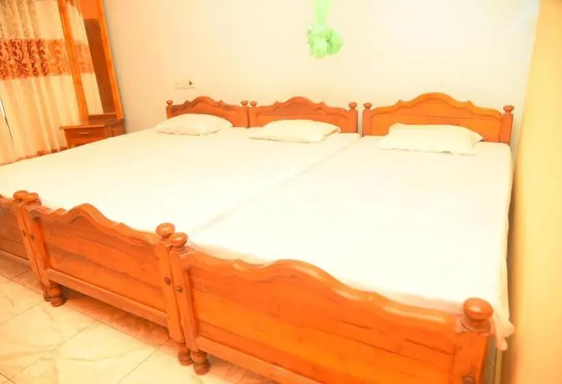 Family Room, Prasanna