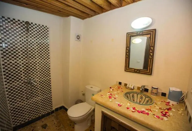 اتاق سوپریور با تخت بزرگ, Riad Zina Fes Elegance In The Heart Of Fes