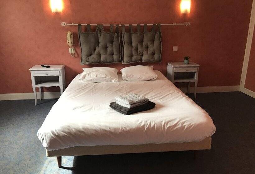Номер Стандарт, Hôtel Du Grand Chêne